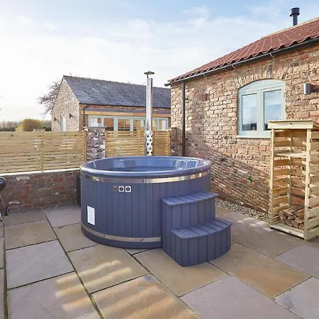 Wold's View * Yedingham